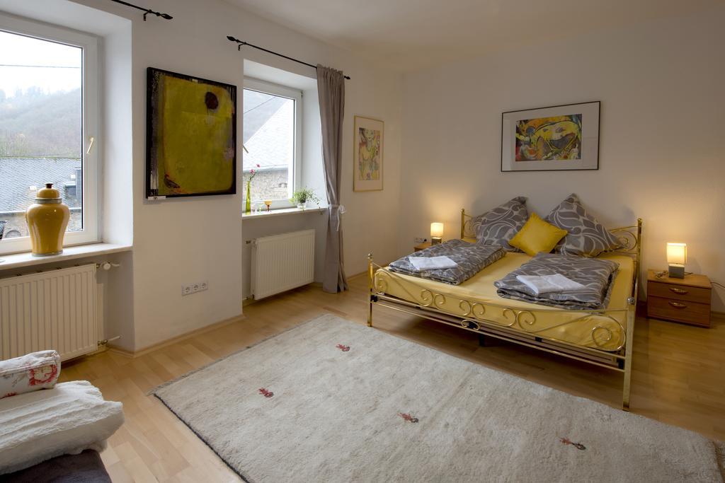 Ferienwohnung Atelier Valwig Zimmer foto